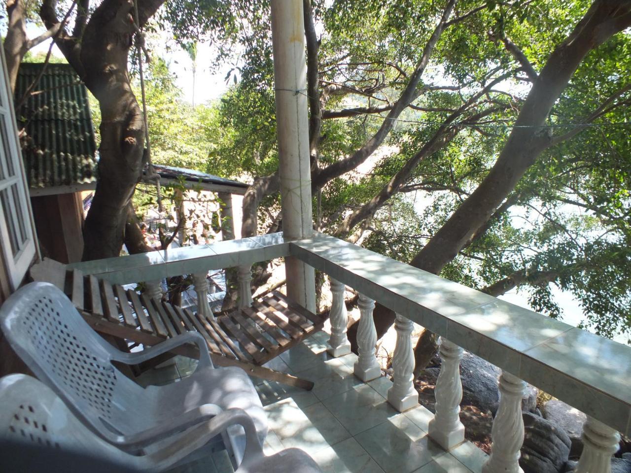 Queen Resort Ko Tao Esterno foto