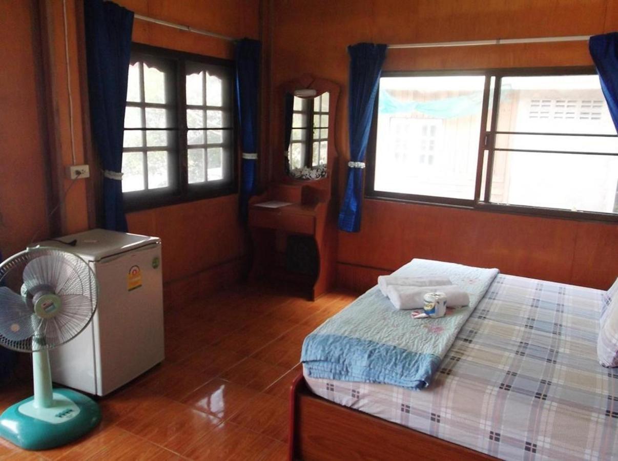 Queen Resort Ko Tao Esterno foto